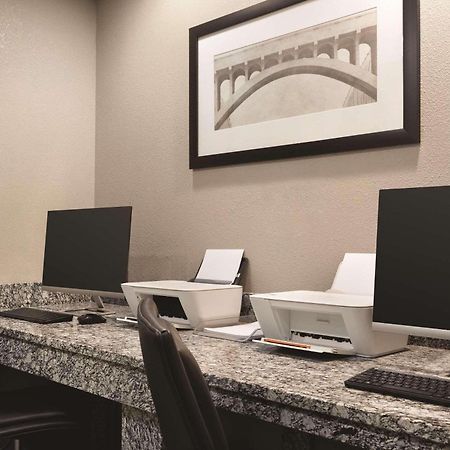 Country Inn & Suites By Radisson, Nashville Airport East, Tn Екстериор снимка