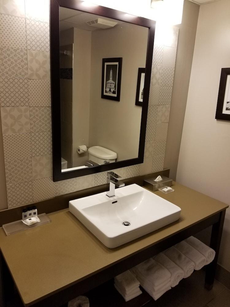 Country Inn & Suites By Radisson, Nashville Airport East, Tn Екстериор снимка