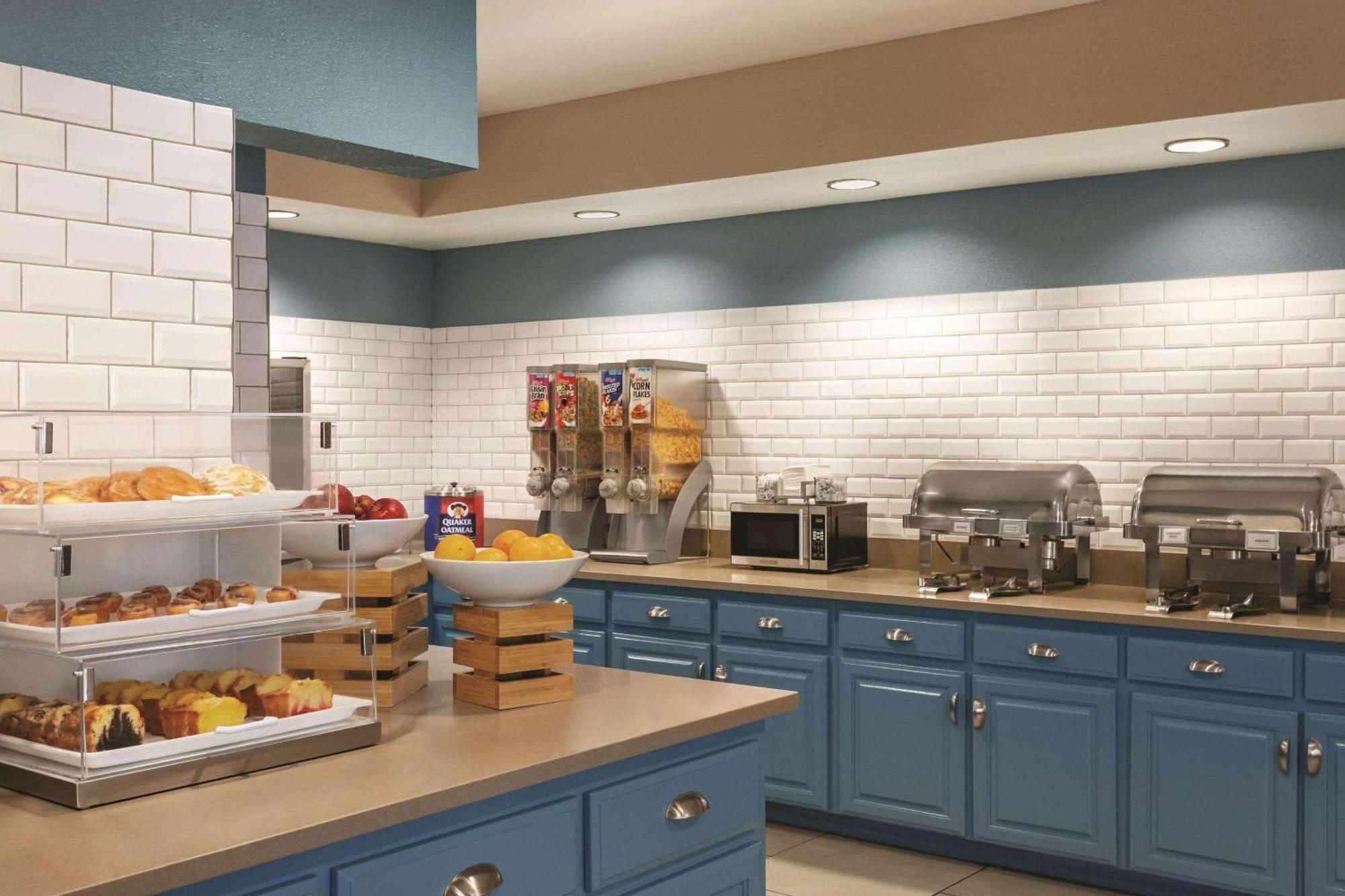 Country Inn & Suites By Radisson, Nashville Airport East, Tn Екстериор снимка
