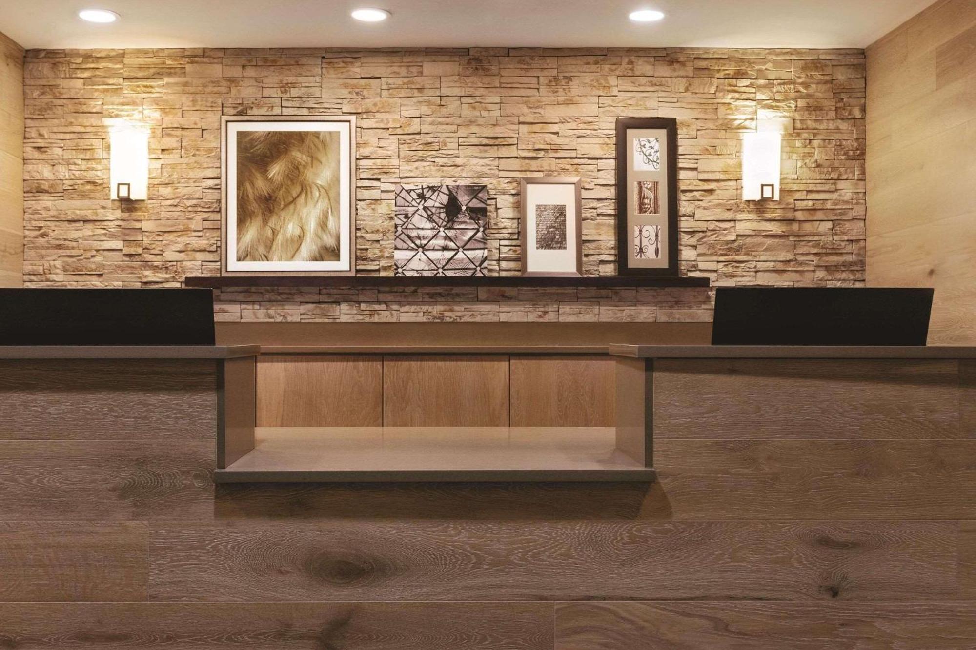 Country Inn & Suites By Radisson, Nashville Airport East, Tn Екстериор снимка