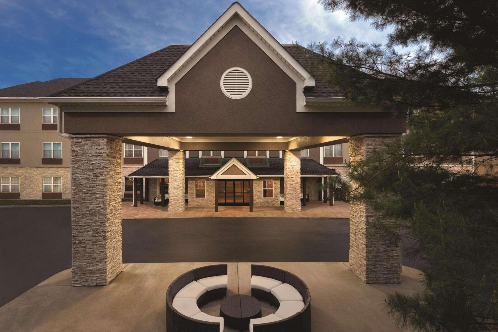 Country Inn & Suites By Radisson, Nashville Airport East, Tn Екстериор снимка