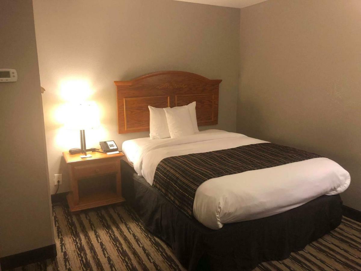 Country Inn & Suites By Radisson, Nashville Airport East, Tn Екстериор снимка