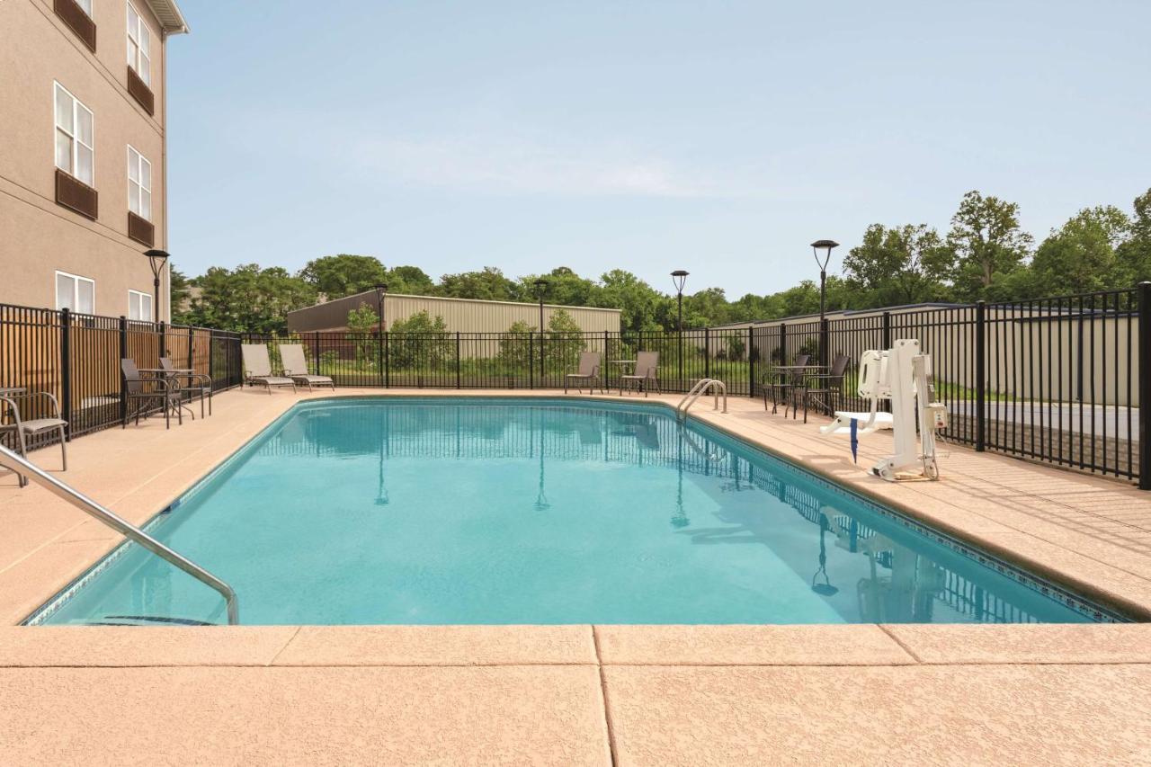 Country Inn & Suites By Radisson, Nashville Airport East, Tn Екстериор снимка
